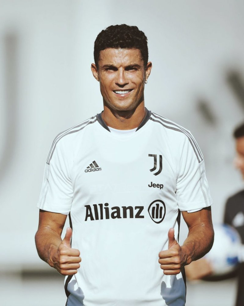 bobsports:曝c罗向曼城自荐!还曾联系曼联大巴黎 名记:他将留在尤文