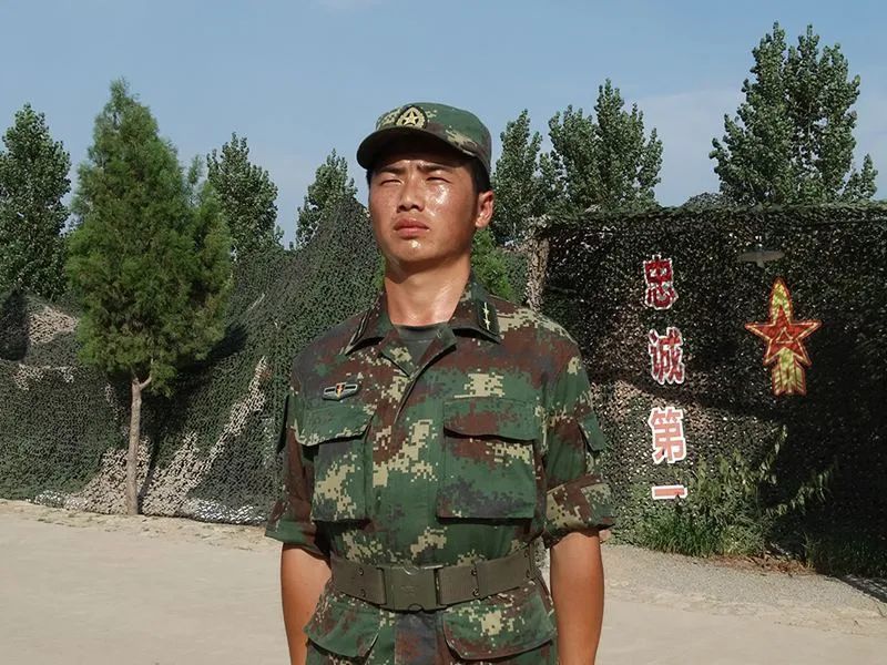 从基层走向战场执掌大国长剑的可靠指挥员尹东,火箭军某部作训参谋