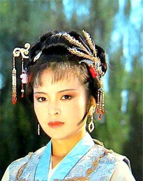 《红楼梦》中你认为探春和凤姐谁的能力更强?