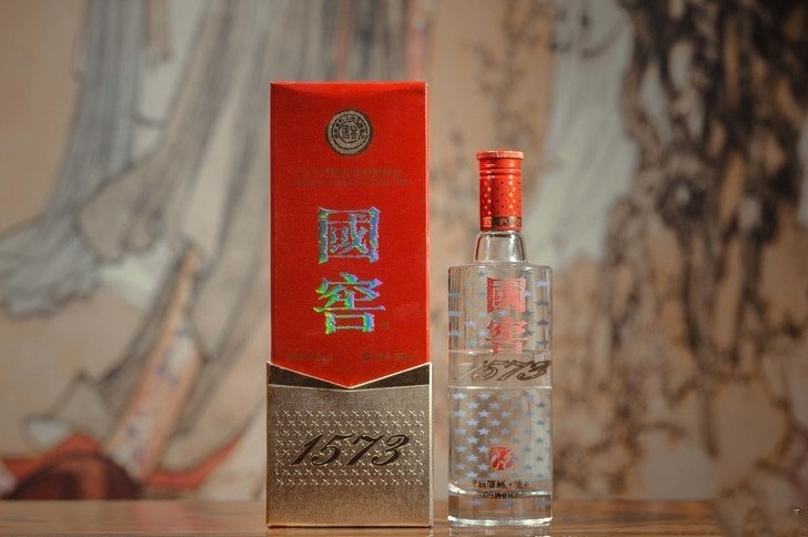 美女,老窖哥和石油哥的事儿:女子因视频配乐被判赔泸州老窖7万