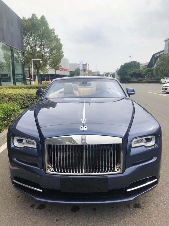 2021款劳斯莱斯曜影豪华质感继承家族血统