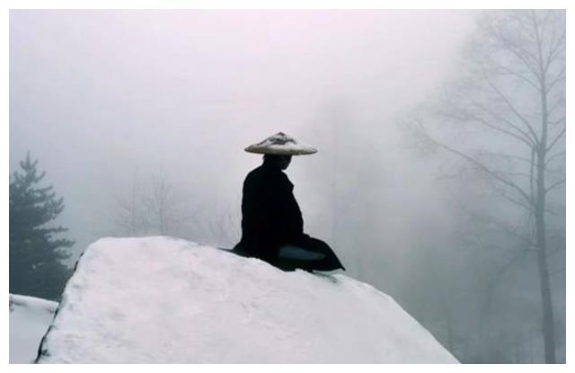 终南山隐士万人上山背后是逃避工作一场雪就原形毕露