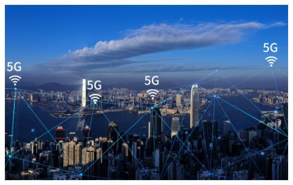 绍兴酷玩小镇迎来5g信号塔夜晚灯光绚烂助力小镇知名度提升