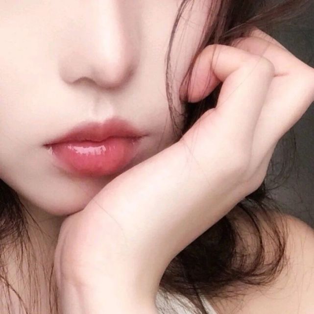 头像|女生部位头像 红唇唇部头像女