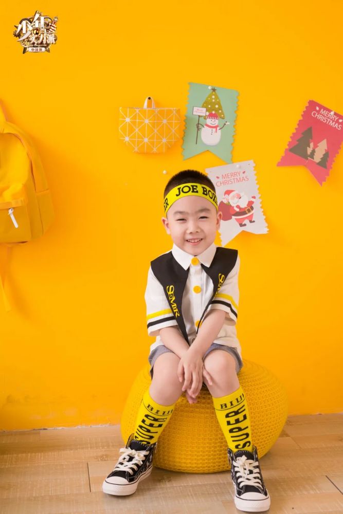 少年实力派黑龙江赛区形象代言人——崔梓钰