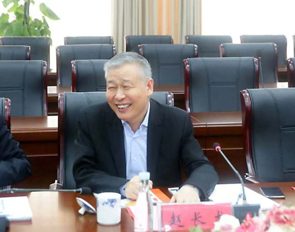 许家印卸任恒大地产董事长新掌门人赵长龙什么来历