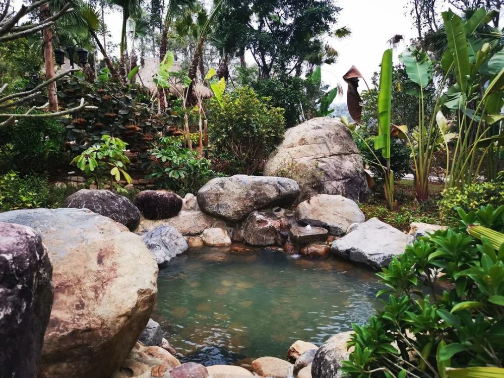 漳州|温泉之夏,带上ta共浴爱池!_腾讯新闻