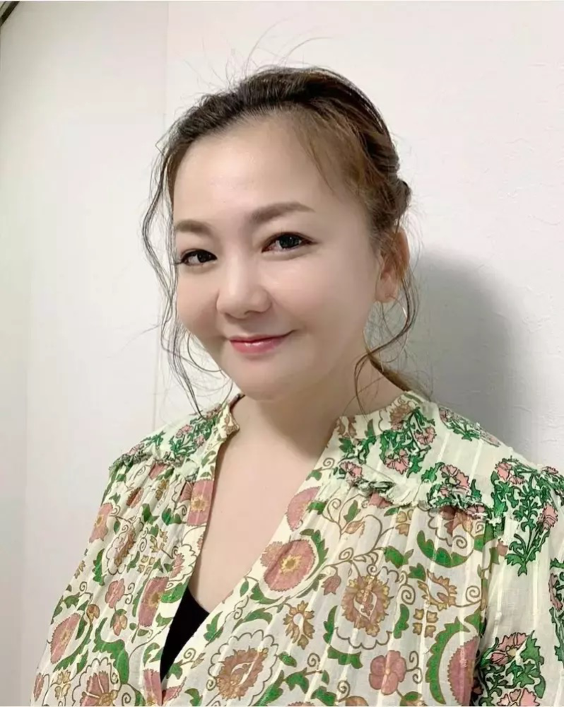 酗酒嗑药被家暴 47岁华原朋美闪嫁经纪人_腾讯新闻