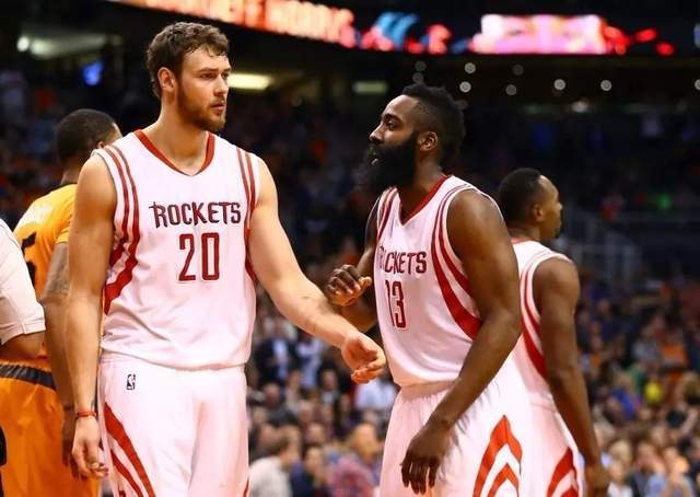 nba 拒绝火箭3100万，如今只能回欧洲！他才30岁啊，为何打不上NBA？
