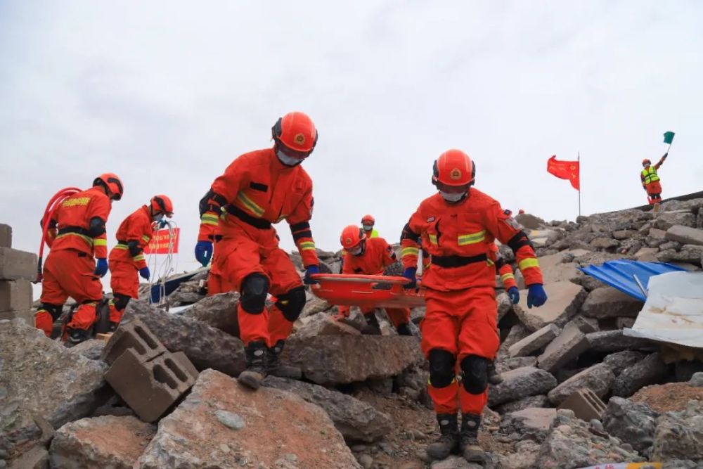 攥指成拳集腋成裘念好强能三字诀甘肃省森林消防总队全面奏响百日大