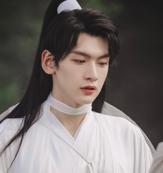 《吉星高照》谢怜脖子上的咒枷变"咒疤",在给花城出难题吗?