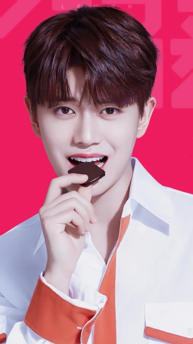 任嘉伦头像壁纸:国超阳光帅气头像壁纸合集