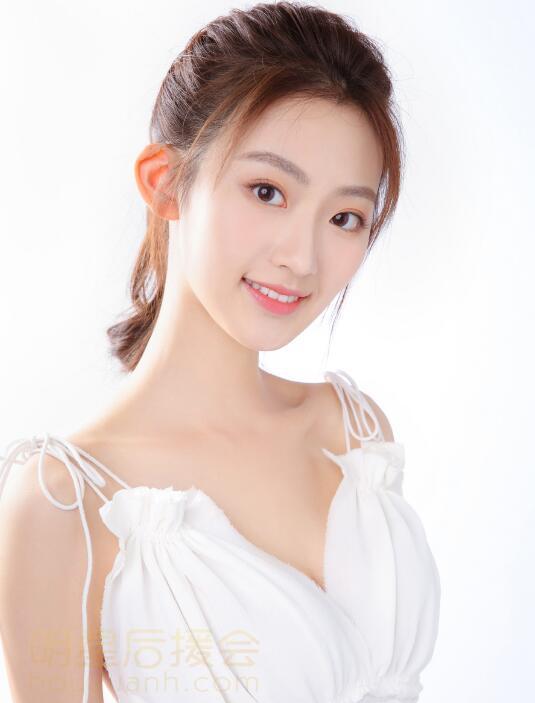 杨雨潼发文告别扫黑风暴徐英子希望下辈子一定要幸福