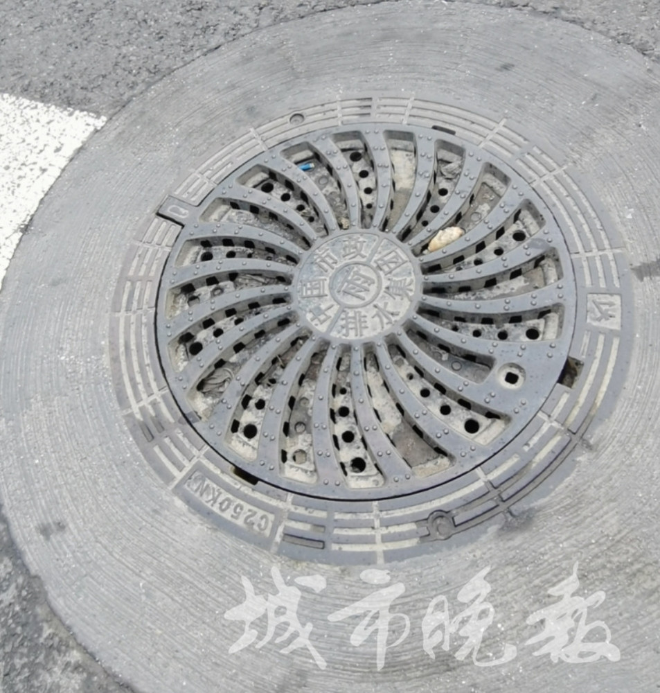 你见过吗新型雨水井盖亮相长春街头