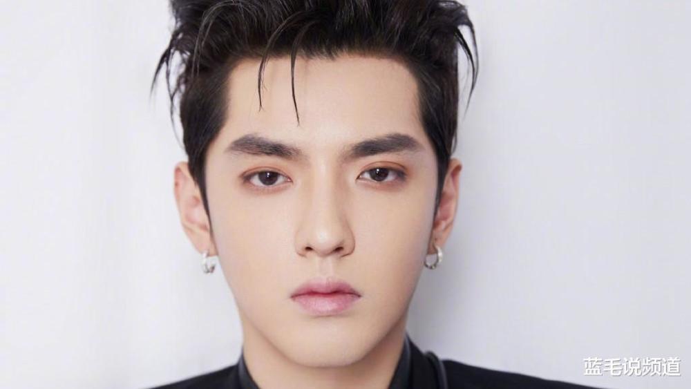 (图/翻摄自微博/mr_吴亦凡工作室)最后,林青开始觉得吴亦凡态度太过