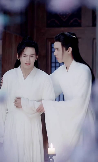 张哲瀚唯一做对的一件事大概就是删除所有跟龚俊相关的内容