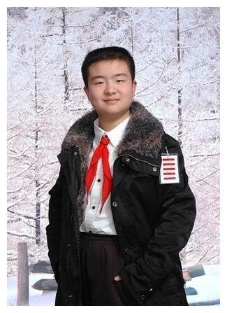 还记得五道杠大队长和不屑弟吗?