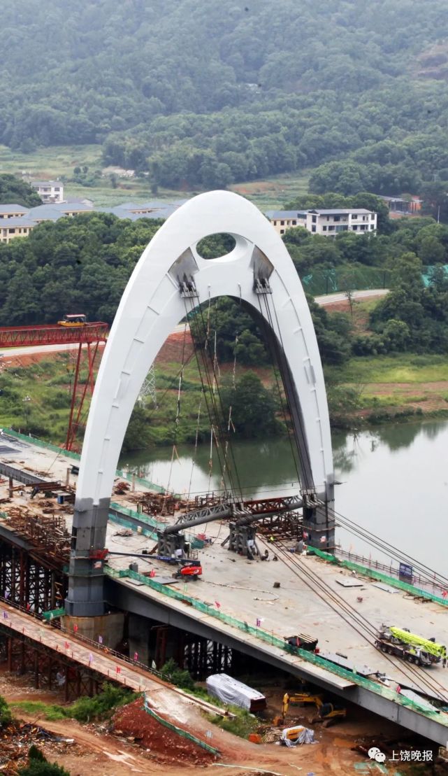 经过上饶市城投集团稼轩大桥(原丁家洲大桥)项目部和参建单位连续11个