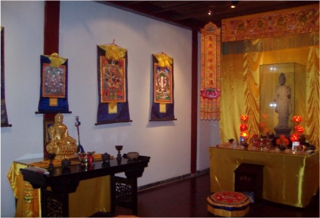 夕照寺,保存较为完整的寺院,以壁画出名,据记载为元末明初所建