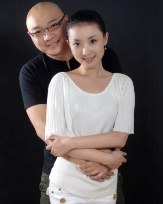 他与妻子都是央视主持人,双双辞职后下海创业,今41岁身价过亿