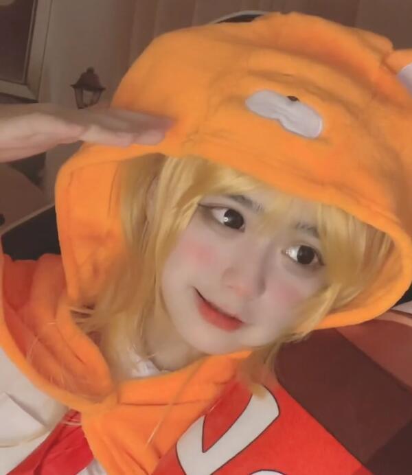 30天涨粉430万,靠着"我嫩叠"走红的安妮,如今粉丝即将破千万