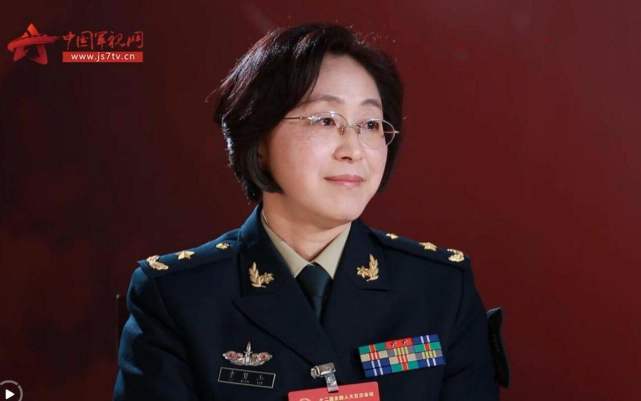 李贤玉二炮中的唯一女将军1人顶过7个旅首长直呼不简单