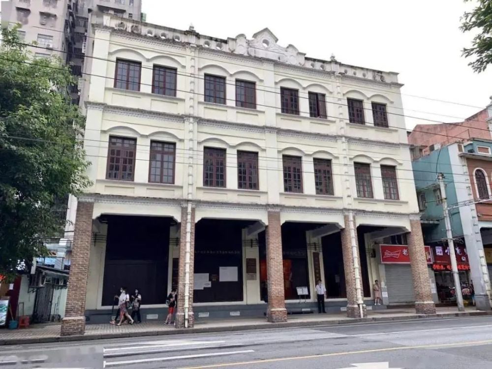 广东省立宣讲员养成所"大隐"于越秀区起义路素波巷内的广州市第十中学
