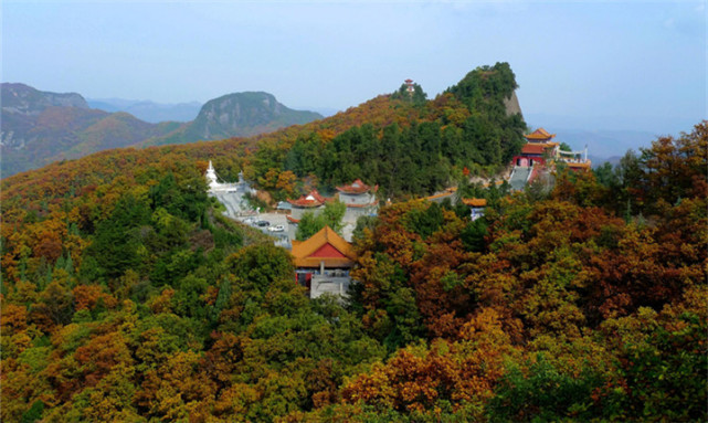 照金香山美景