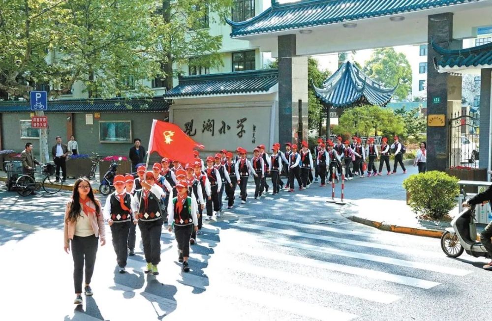 川沙县城厢镇小学,浦东新区城厢小学,2004年改名为浦东新区观澜小Ё
