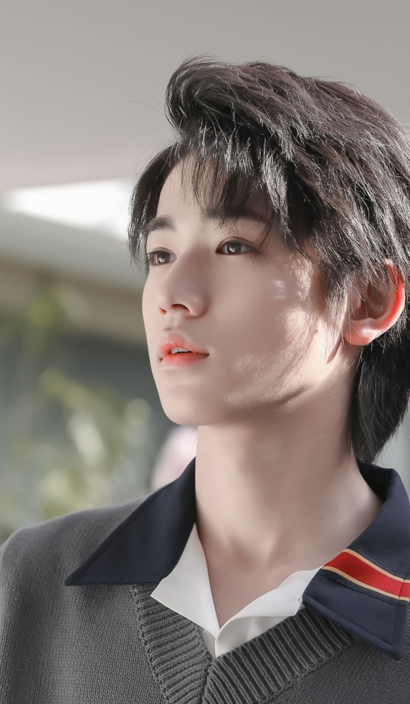 宋亚轩壁纸库存