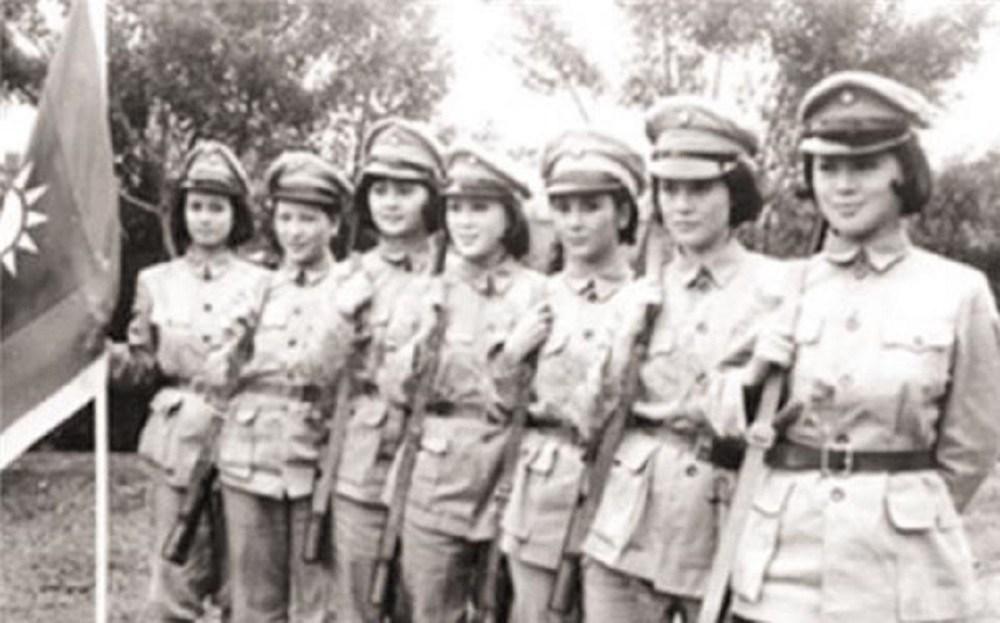 杜聿明兵败野人山,士兵最后杀光了战马,女兵的遭遇更惨一些