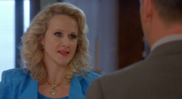 致命女人第一季simone的故事9