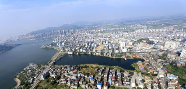 全国人口最小的县_广西最小的县级市,人口仅15万,1981年设市!