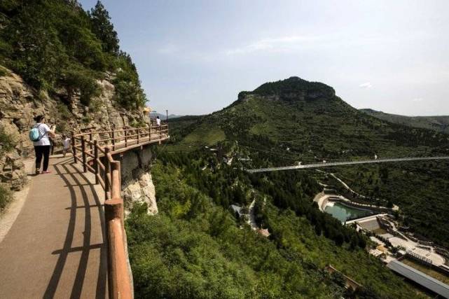 济南大石崮景区成网红岱崮地貌特征风景秀丽