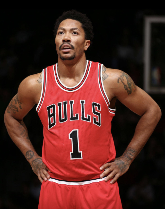 罗斯4300万值吗罗斯续约尼克斯玫瑰再次绽放最年轻的mvp重生