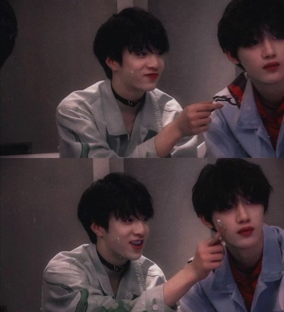 刘耀文丁程鑫情头壁纸文曲星