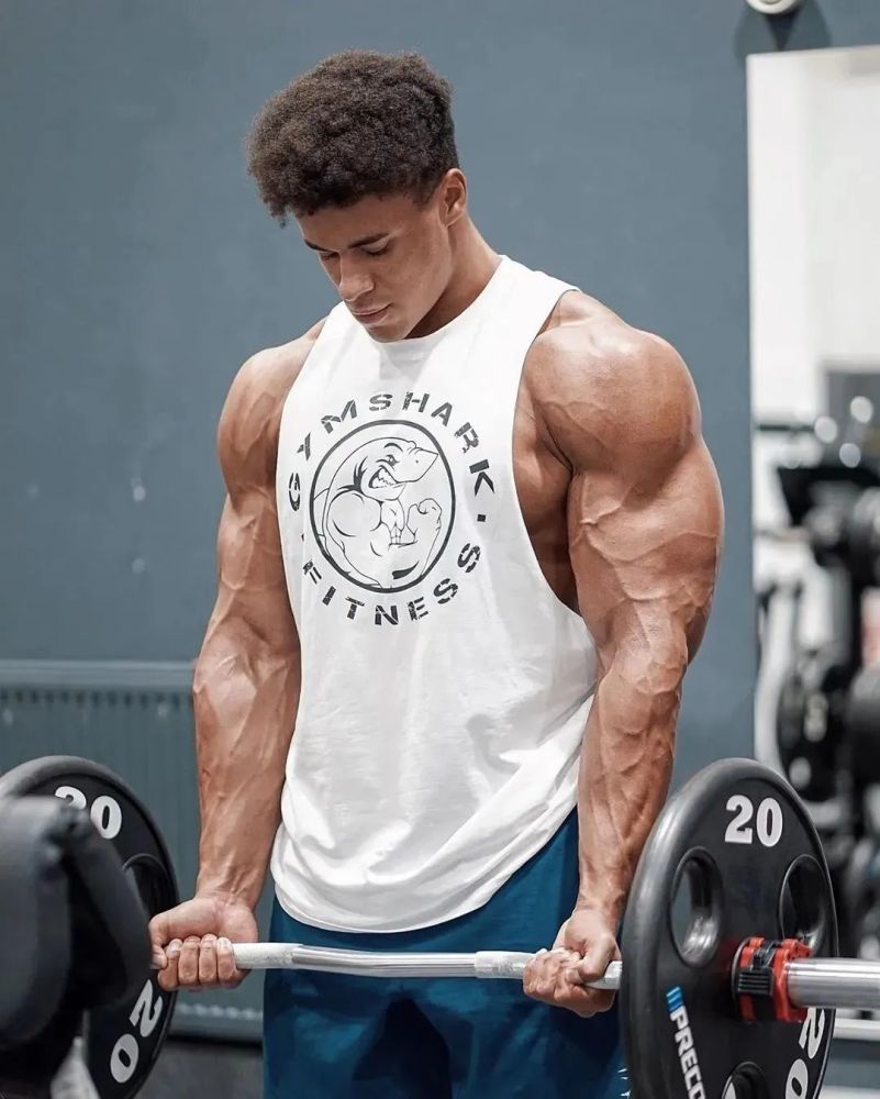 练出肌肉有啥用能挡子弹吗