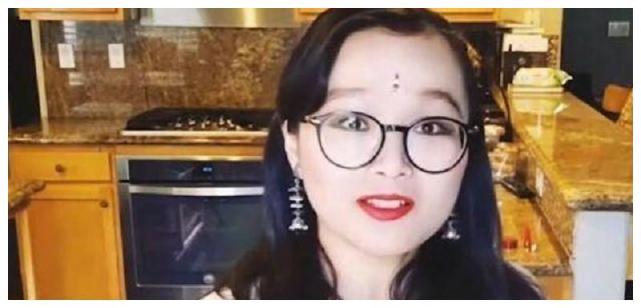 郑墨沫出生在福建的一户普通人家中,虽然如此,但小