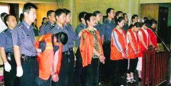 回顾河南新乡沈氏兄弟:连续杀害10名女性,作案手法令人震惊