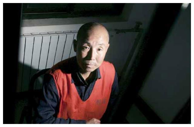 20年大案纪实杀害3人带着儿子逃进大山15年后被抓获