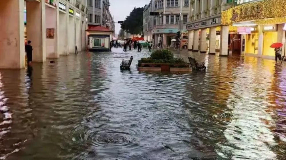 门道|厦门中山路一夜变成"威尼斯",改造工程指挥部解释来了……_腾讯