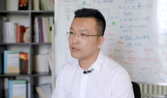 丁辰:与生命共舞