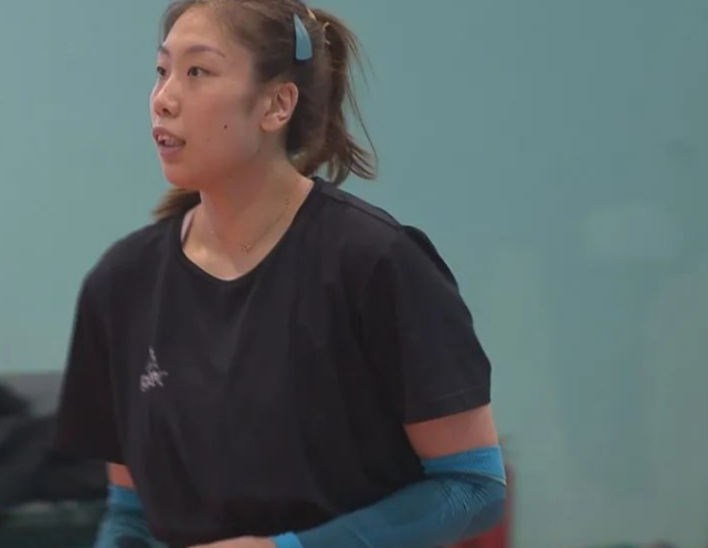 2新星共挑重担,接应线由杨艺于鋆炜负责