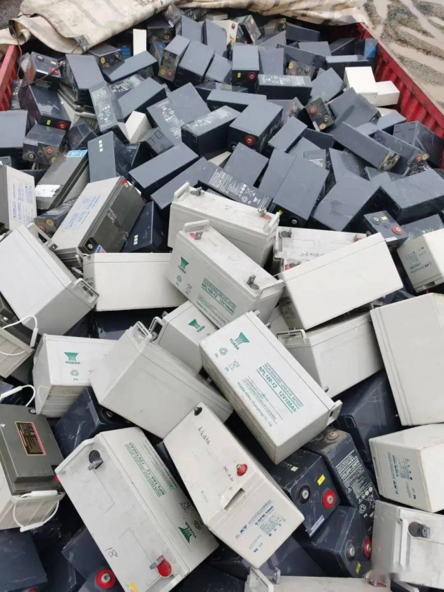 废电池卖不上价?多则大案曝光,以旧换新不能随便干!