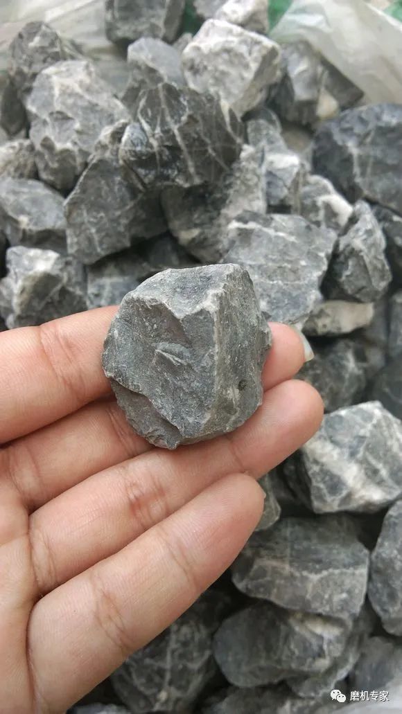 内蒙古阿拉善盟石灰石制粉交钥匙工程!