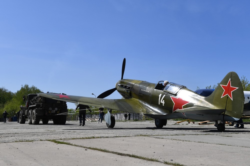 随着战争的爆发,米格-3战斗机由于使用的发动机与"黑死神"伊尔-2强击