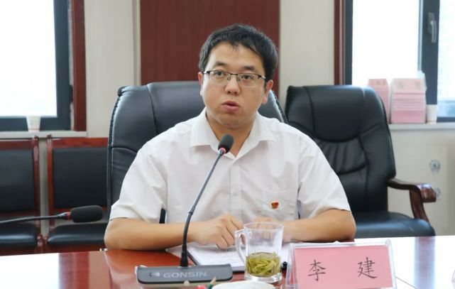 王明智参加所在党支部党史学习教育专题组织生活会