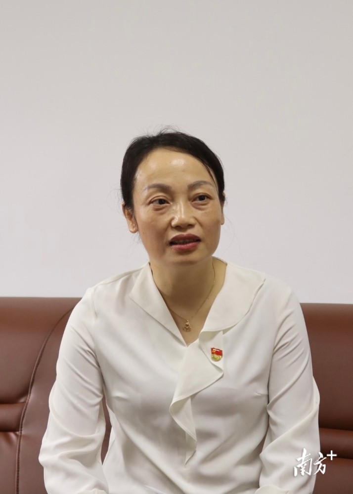 一把手访谈佛冈自然资源局长姚莹丽严守三条红线推动自然资源环境持续