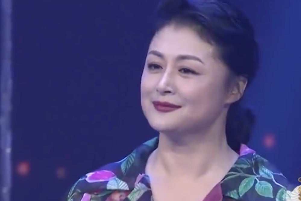 于月仙身价过亿为什么还要赶夜路赚钱真相实在让人感动