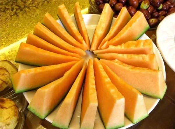 康熙口误叫错一水果名,人们跟着叫错了300